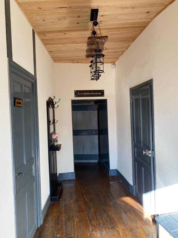 Tour Du Chateau De Gondole Le Cendre エクステリア 写真